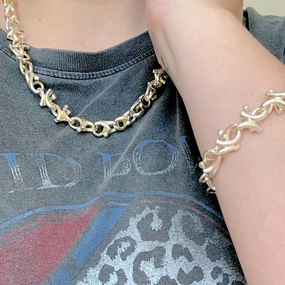 Silver XOX Chain Necklace & Matching Bracelet - Picture 3 of 14